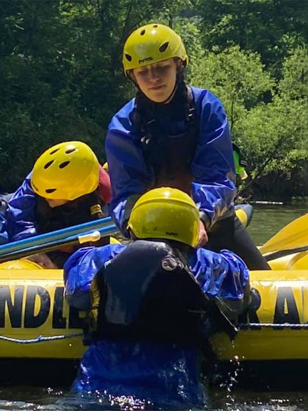 girls kayak camp 5